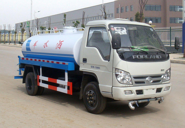 國五福田時(shí)代2.3噸綠化噴灑車(chē)