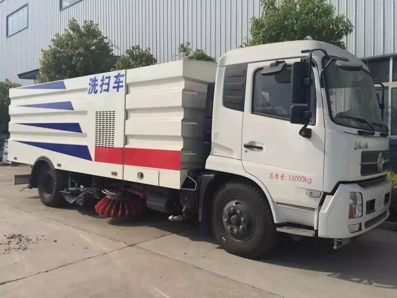國五東風(fēng)天錦洗掃車(chē)