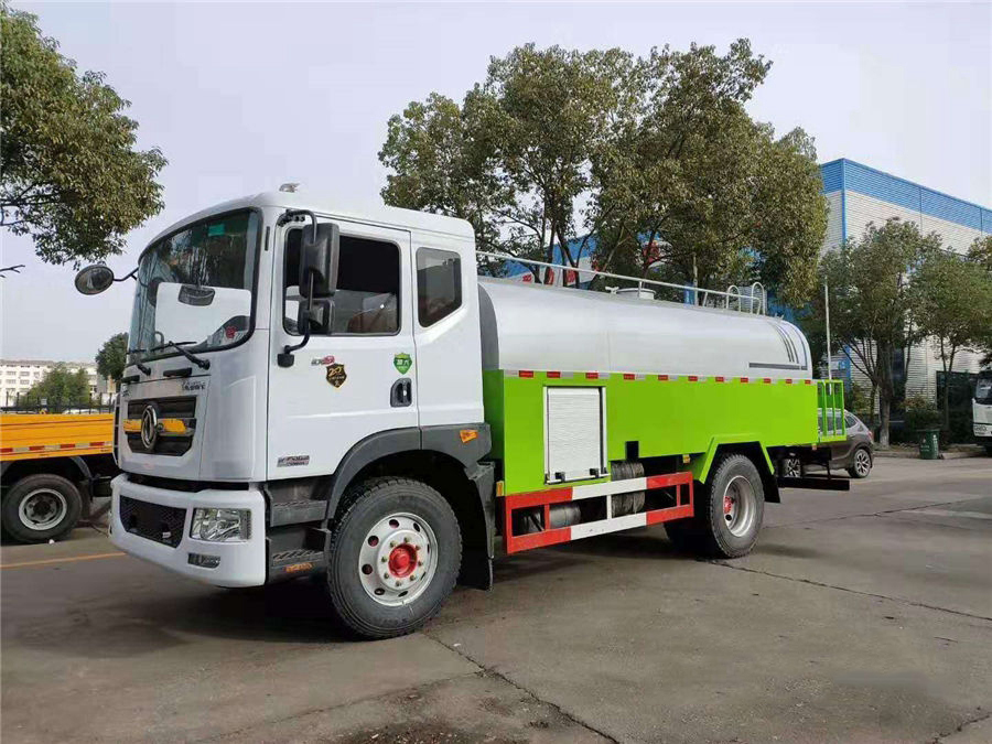 國六東風(fēng)D9高壓清洗車(chē)