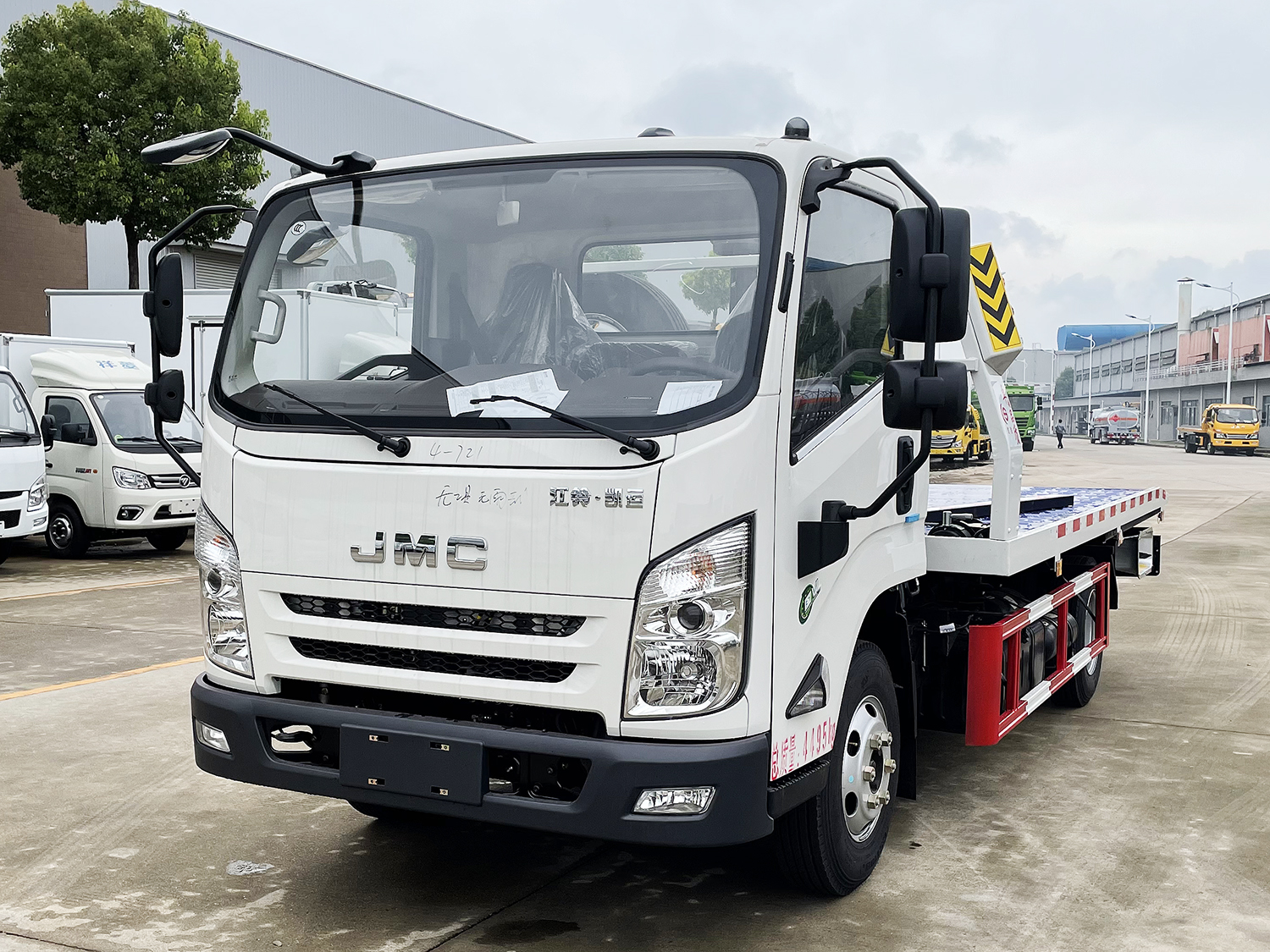 江鈴凱運伸縮板清障車(chē)
