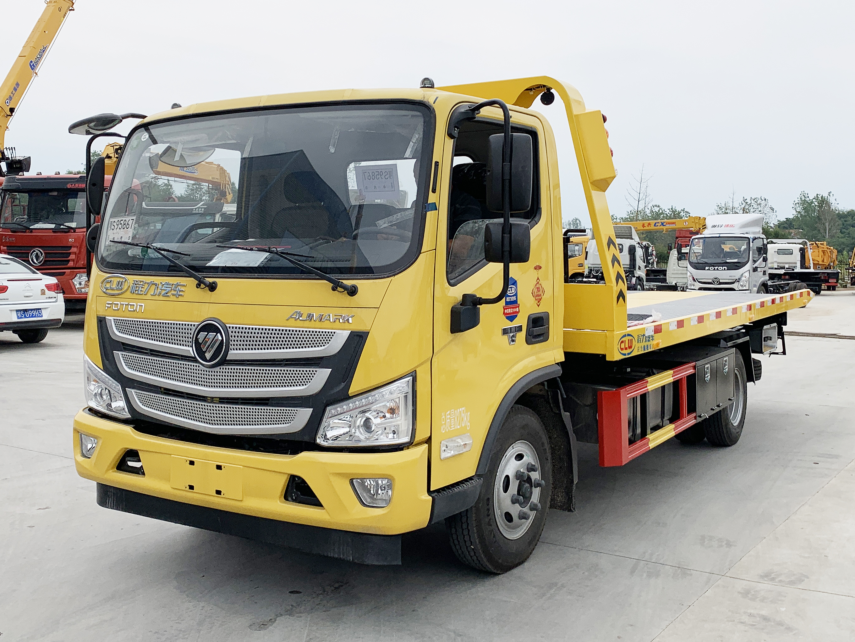 國六藍牌歐馬可一拖二清障車(chē)