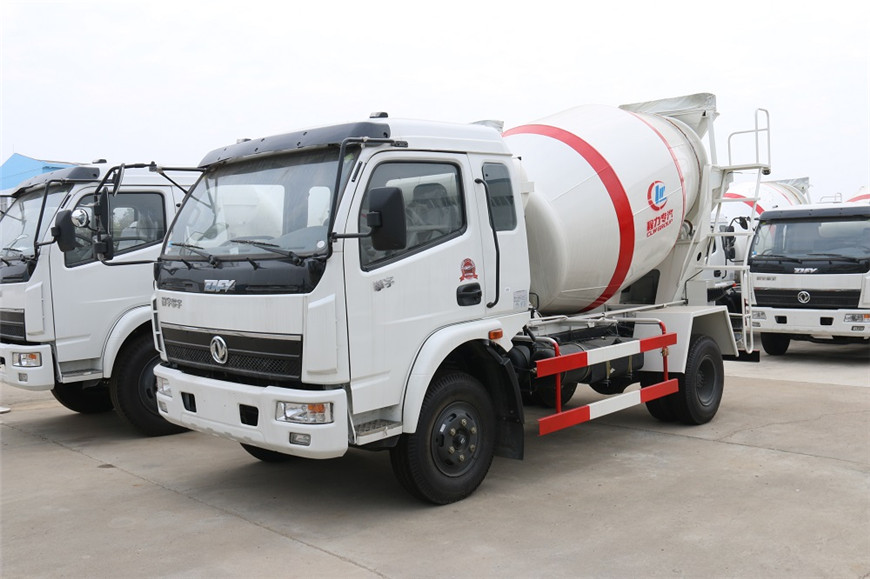 東風(fēng)5方混凝土攪拌運輸車(chē)